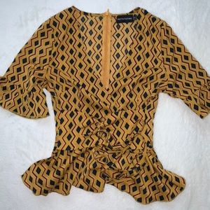 Pretty Little Thing. Mustard Corset Blouse. Size 0 US